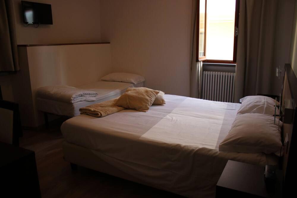 Albergo Ristorante Bismantova Castelnovo ne' Monti Eksteriør bilde